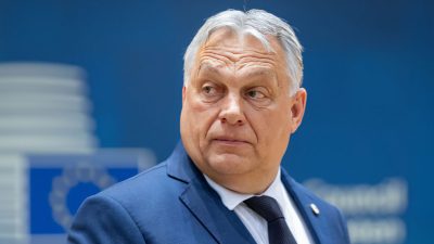 Orbán in Moskau eingetroffen – „Frieden schafft man nicht vom bequemen Sessel aus“