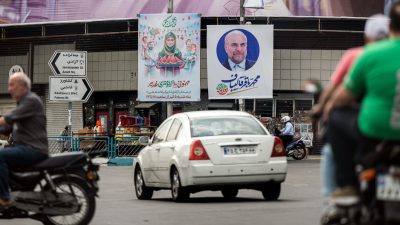 Präsidentschaftswahl im Iran: Ultrakonservativer Vize-Präsident zieht Kandidatur zurück