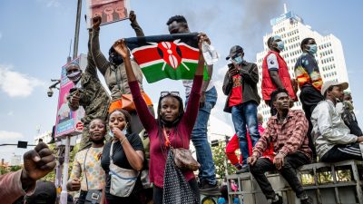 Nach Massenprotest: Kenias Präsident verkündet Rücknahme von Steuer-Gesetz