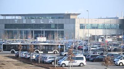 Tesla darf Fabrik in Grünheide ausbauen