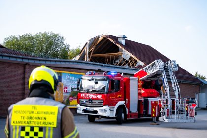 Supermarktdach eingestürzt – zwölf Menschen leicht verletzt