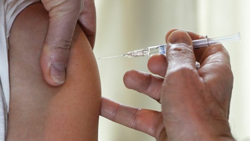 Momentan gibt es in Deutschland laut Experten noch keine Veranlassung, Menschen aktiv zu impfen. (Symbolbild)