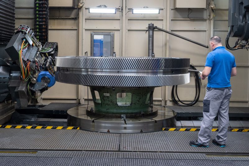 Die Auftragslage der deutschen Industrie ist weiterhin trüb.