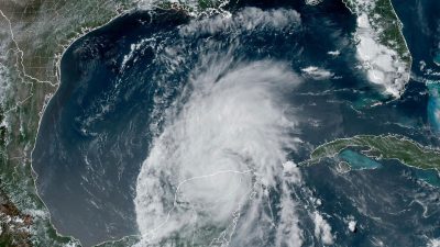 Sturm „Beryl“ rückt langsam auf Texas vor