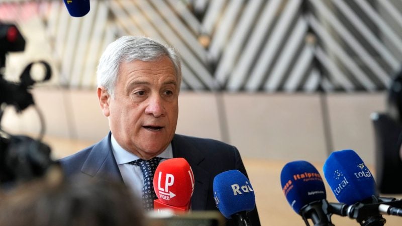 Italiens Außenminister Antonio Tajani sagte, nach 13 Jahren müsse die EU ihre Syrien-Politik an die «Entwicklung der Situation» anpassen. (Foto: Archiv)