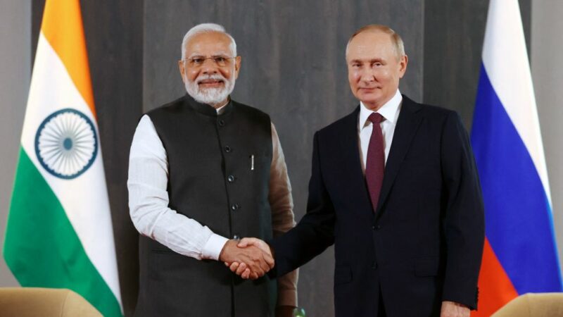 Indiens Premier Modi trifft Putin