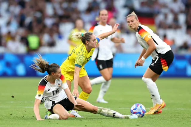 Die olympischen Athleten: Fußballfrauen in Aktion