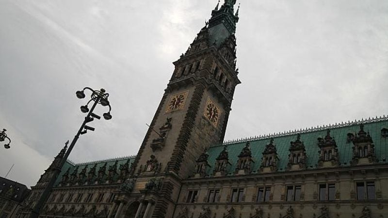 Logistikmilliardär Kühne stellt Forderungen an Hamburg für Elbtower-Rettung