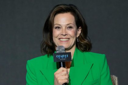 Sigourney Weaver und Tom Hiddleston am Londoner Theater