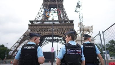 Tausende Sicherheitskräfte schützen die Sommerspiele in Paris.