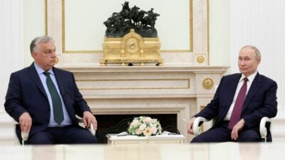Ungarns Ministerpräsident Viktor Orbán reiste überraschend zu Gesprächen über die Ukraine mit Russlands Präsident Wladimir Putin nach Moskau.