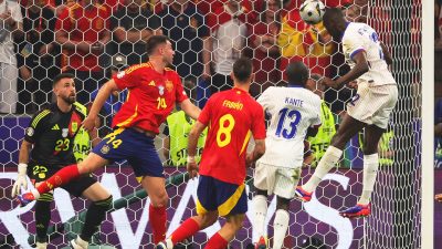 Fußball-EM: Spanien schlägt Frankreich und steht im Finale