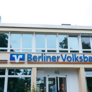 Berliner Volksbank kündigt Bundes-AfD das Spendenkonto