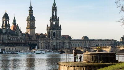 Santa Maria am Elbufer – wieder „Kaisermania“ in Dresden
