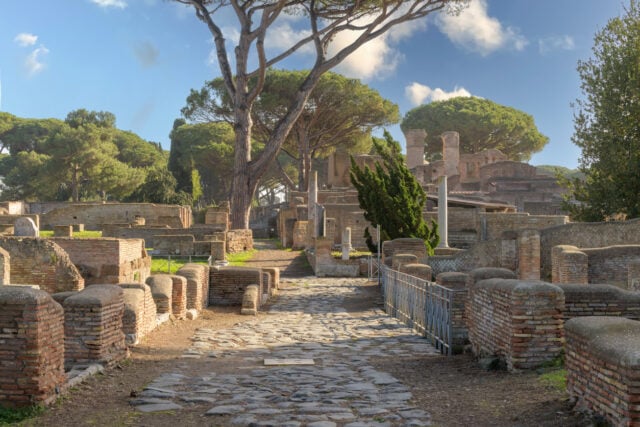 Römische Bauten in Ostia