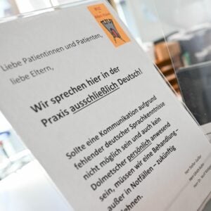 Kinderarztpraxis behandelt nur deutschsprachige Patienten