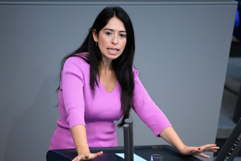 Die Grünen-Abgeordnete Melis Sekmen will in die Unionsfraktion wechseln (Archivbild)