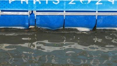 Die Seine bleibt zu dreckig - der Männer-Triathlon wird verschoben.