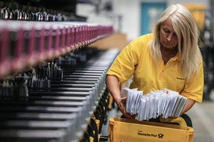 Standardbriefe und Postkarten kosten wohl ab Januar 95 Cent