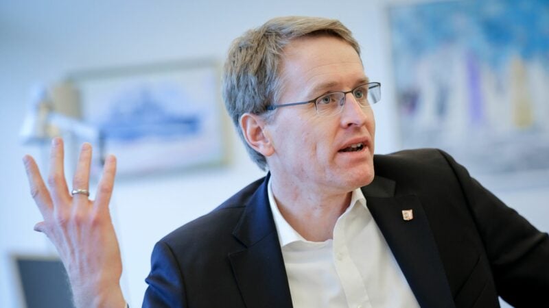 Schleswig-Holsteins Regierungschef Daniel Günther will irreguläre Zuwanderung begrenzen. (Archivbild)