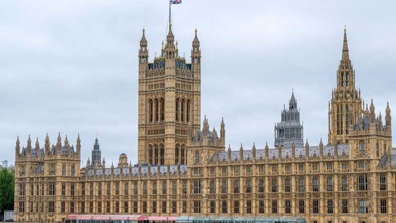 Die Labour-Partei steuert auf eine historische Mehrheit im Parlament zu. (Archivbild)