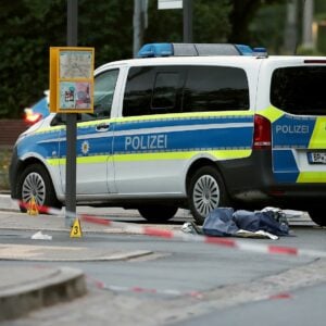 Schüsse und Messerattacken in Berlin: Mindestens vier Schwerverletzte