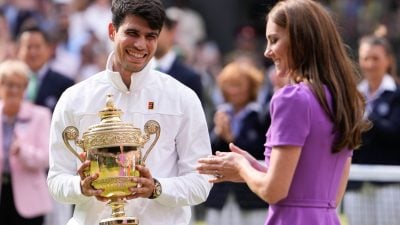Alcaraz dominiert und triumphiert in Wimbledon über Djokovic
