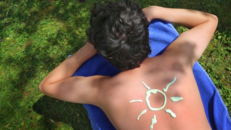 Gut gecremt heißt gut geschützt - nicht nur vor Sonnenbrand, sondern langfristig auch vor Hautkrebs.