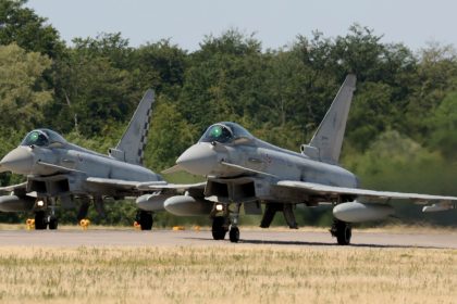 Russisches Militärflugzeug über Ostsee: Alarmstart von Eurofightern der Luftwaffe