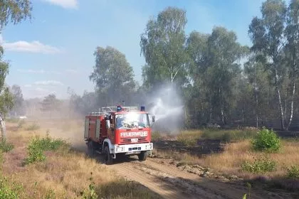 Waldbrand auf früherem Truppenübungsplatz eingedämmt