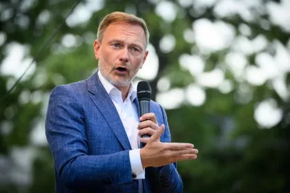 Lindner: Jüngste Börsenturbulenzen „keine systemische Krise“