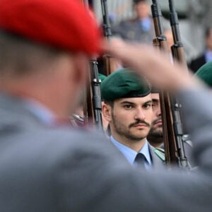 Verteidigungsministerium mauert zur COVID-Impfpflicht: Wenig Zahlen – viele Fragen