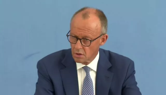 Oppositionsführer Friedrich Merz (CDU) während der Bundespressekonferenz am 27. August 2024 in Berlin. Foto: Bildschirmfoto/Phoenix