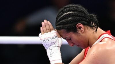 Imane Khelif hat bei Olympia in Paris schon eine Medaille sicher.