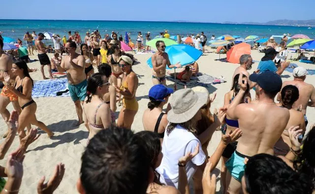 Die Protestaktion am Ballermann gegen die Auswüchse des Massentourismus verlief friedlich.