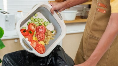 Hat eine Familie Kinder, werfen sie mehr Lebensmittel weg.