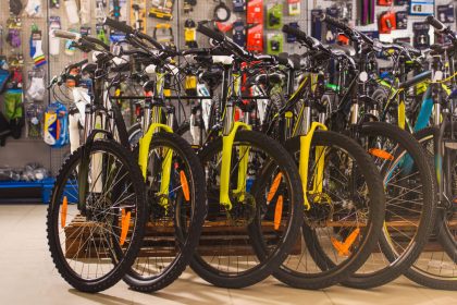 Nachfrageeinbruch: Bekleidung, Möbel und Fahrräder besonders betroffen