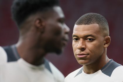 Mbappé in der Startelf: Pflichtspieldebüt für Real Madrid