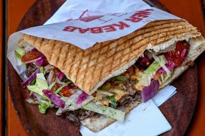 EU prüft Einsprüche: Streit um Döner geht in heiße Phase
