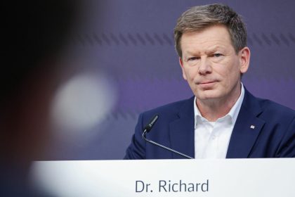 Deutsche Bahn: Kein Stellenabbau im Zugbetrieb