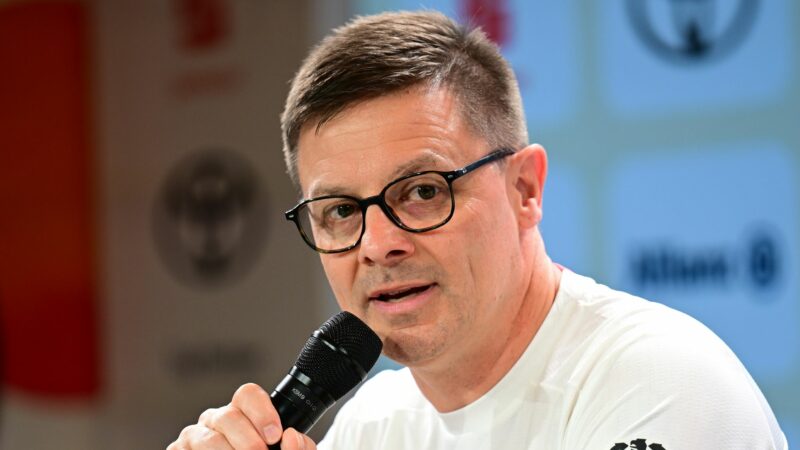 Deutschlands Missions-Chef Olaf Tabor sieht in Paris noch Luft nach oben.