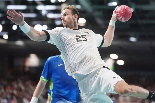 Handball-Oldie Kai Häfner traf in der ersten Halbzeit viermal.