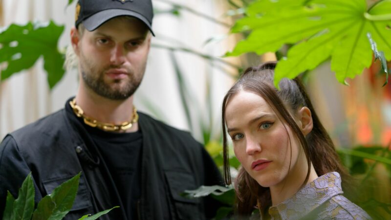 Das Duo Sofi Tukker veröffentlicht kommenden Freitag (23.08) ihr drittes Album mit dem Titel «Bread».