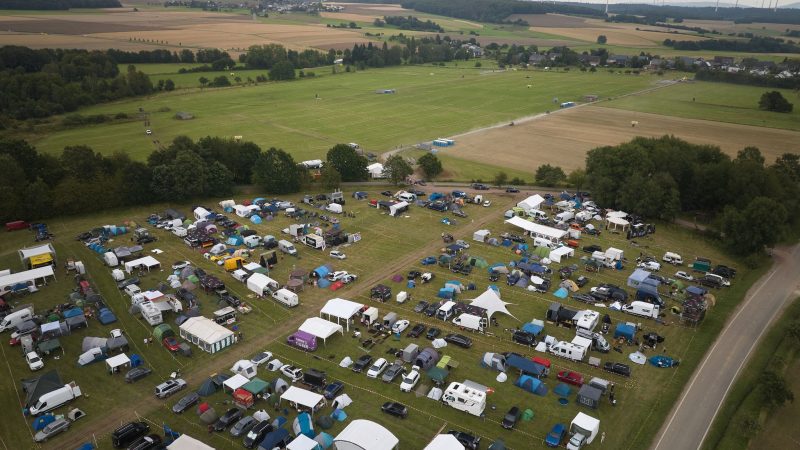 Das Wetter macht dem Camping einen Strich durch die Rechnung. (Archiv)