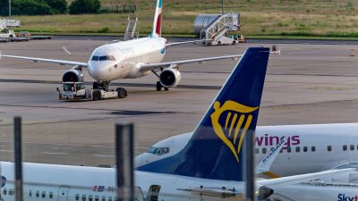 Hohe Kosten – Ryanair droht mit weiteren Flugstreichungen