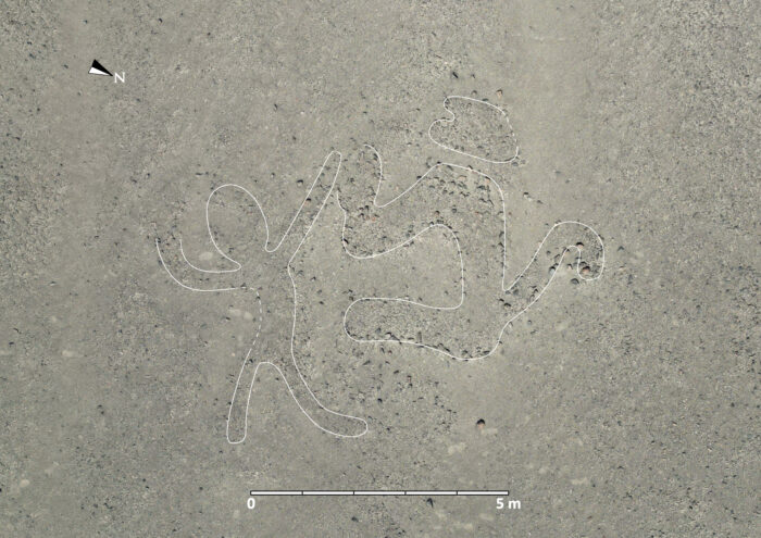 303 neue Scharrbilder in Nazca: Mensch mit Tier