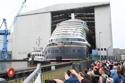 Minister: Verträge für Rettung der Meyer Werft unterzeichnet
