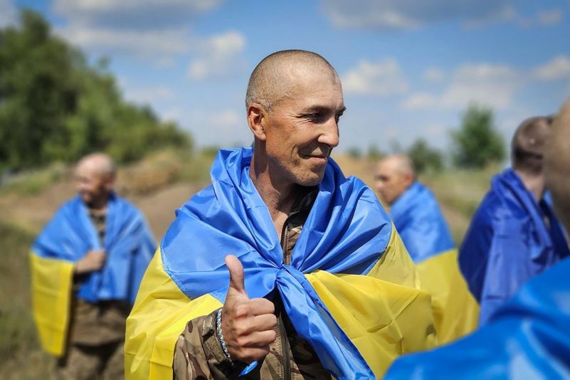 Russland und die Ukraine haben jeweils 103 Kriegsgefangene in ihre Heimat enlassen (Archvibild)