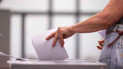 Wahlforscher: 20 bis 35 Direktmandate gefährdet – Fokus auf Zweitstimmen