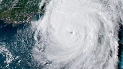 Hurrikan „Helene“ trifft in Florida auf Land